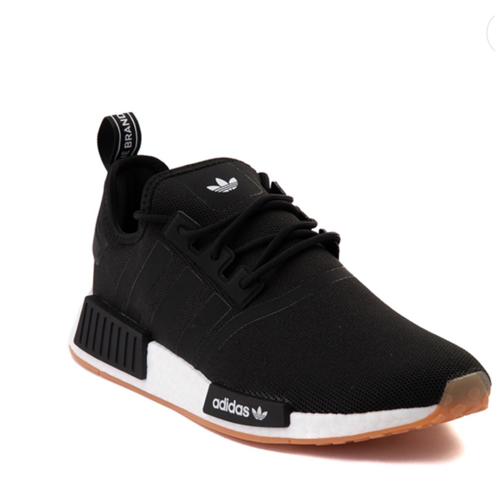 ✨NEW✨ NMD_R1 PRIMEBLUE SHOES